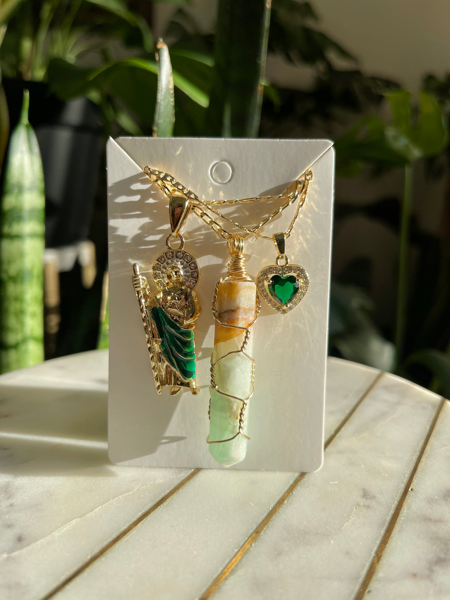 Essence Necklace Set