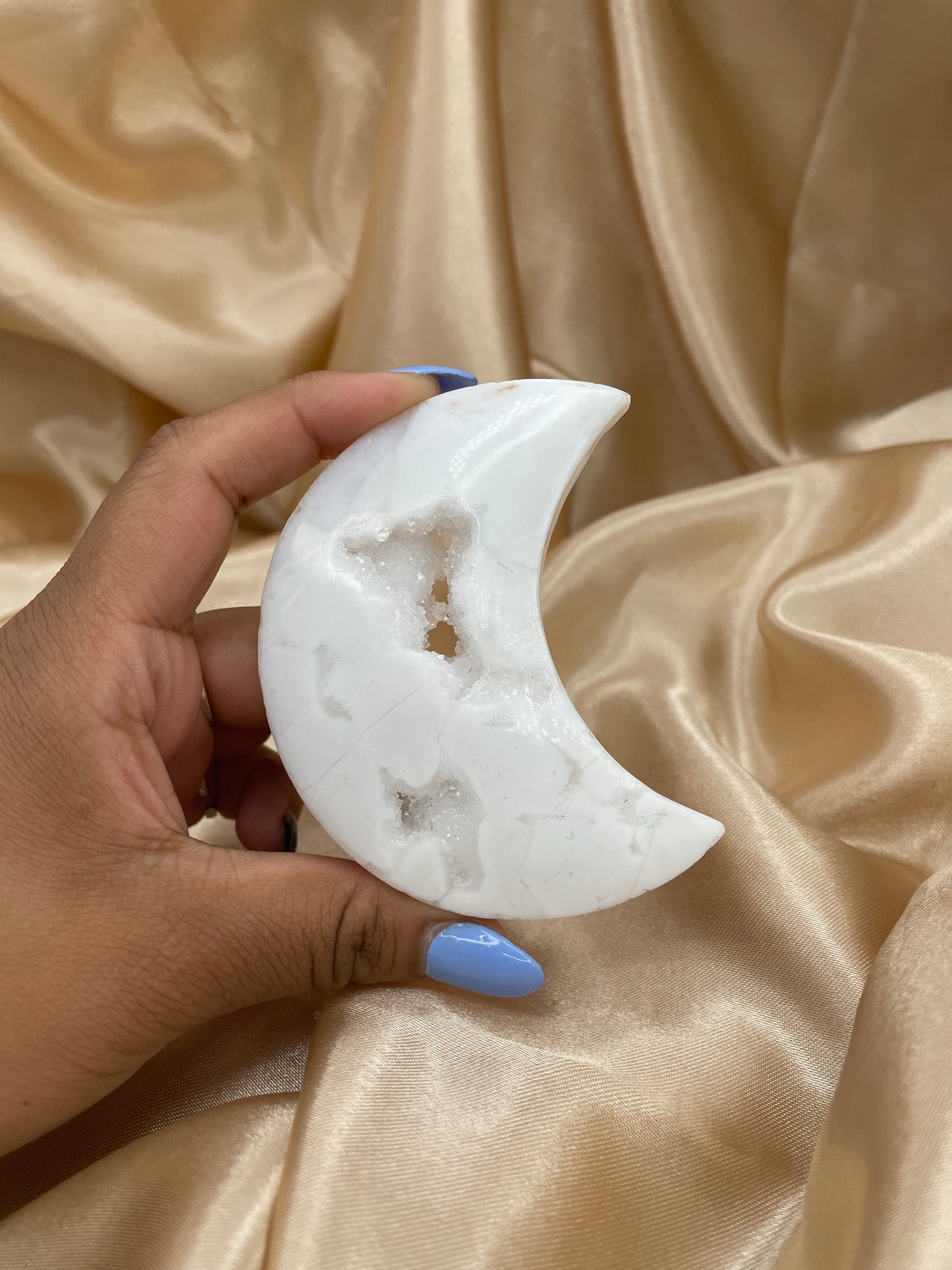 Snow Agate Moon*Intuition Chosen*