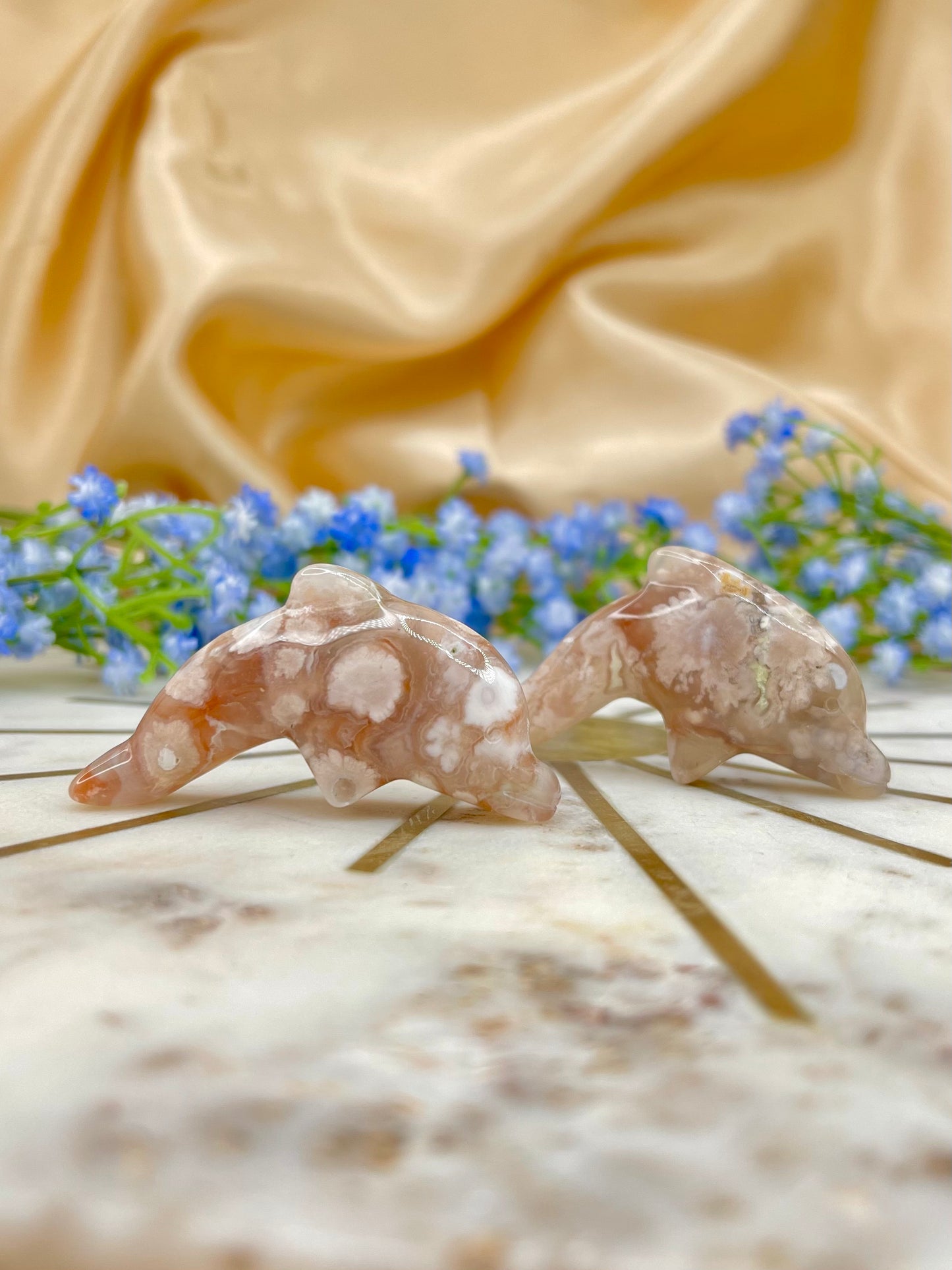 Flower Agate Dolphin Carving