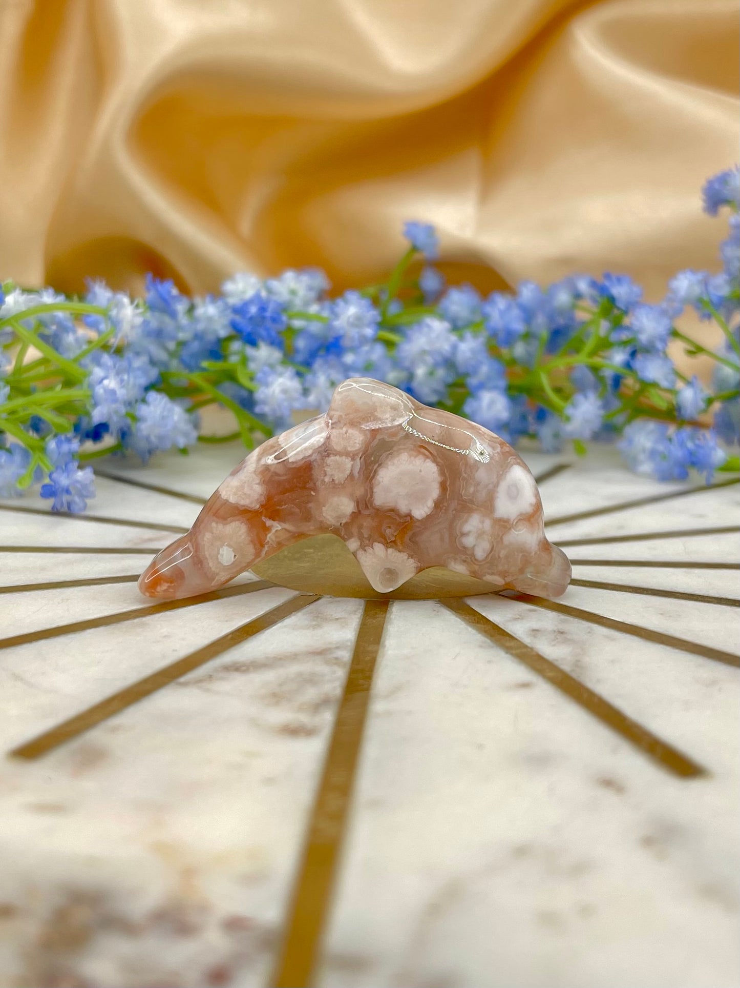 Flower Agate Dolphin Carving