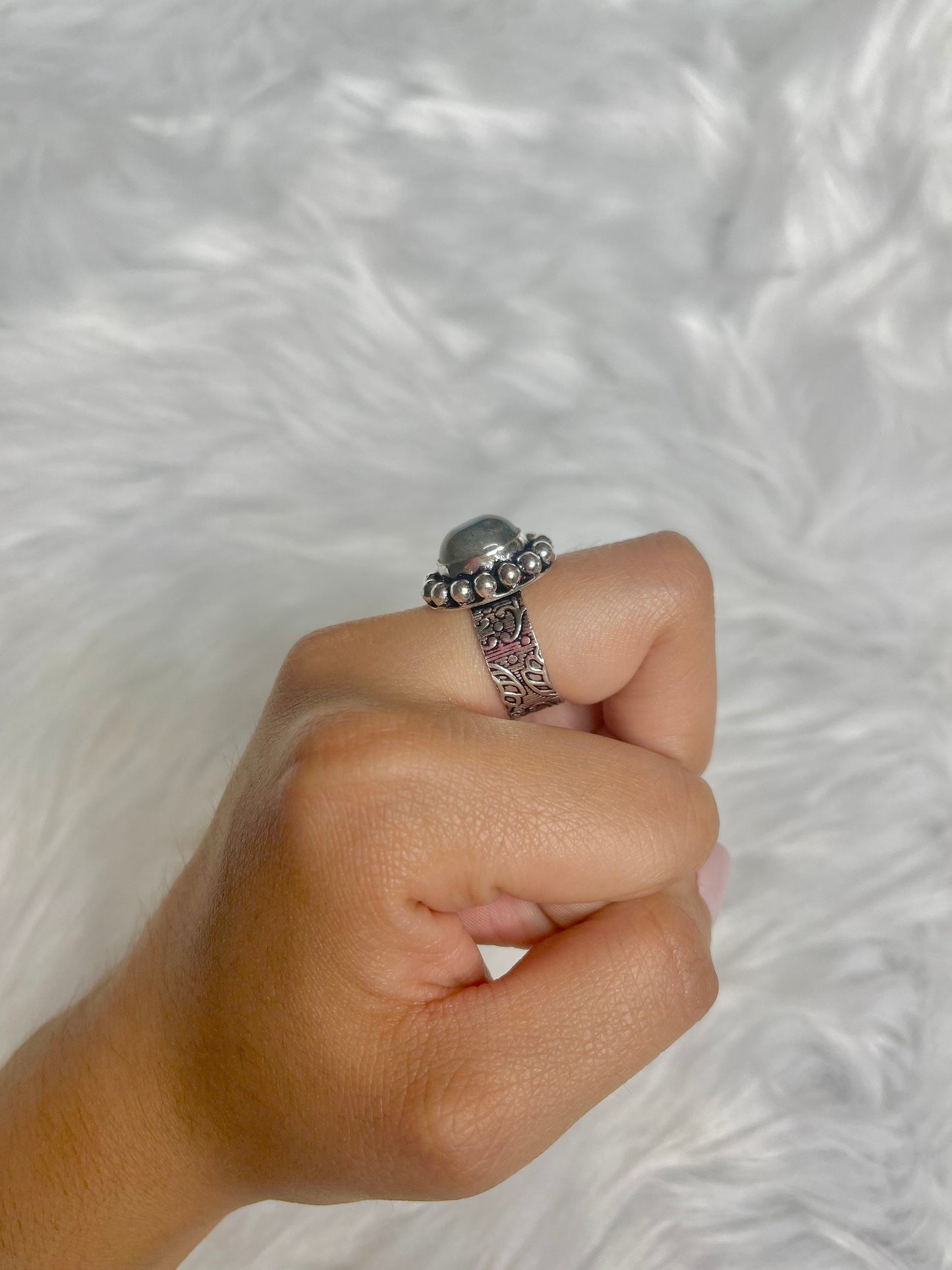 Round Stone Ring