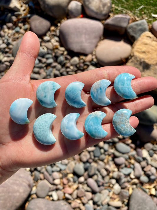 Larimar Moons