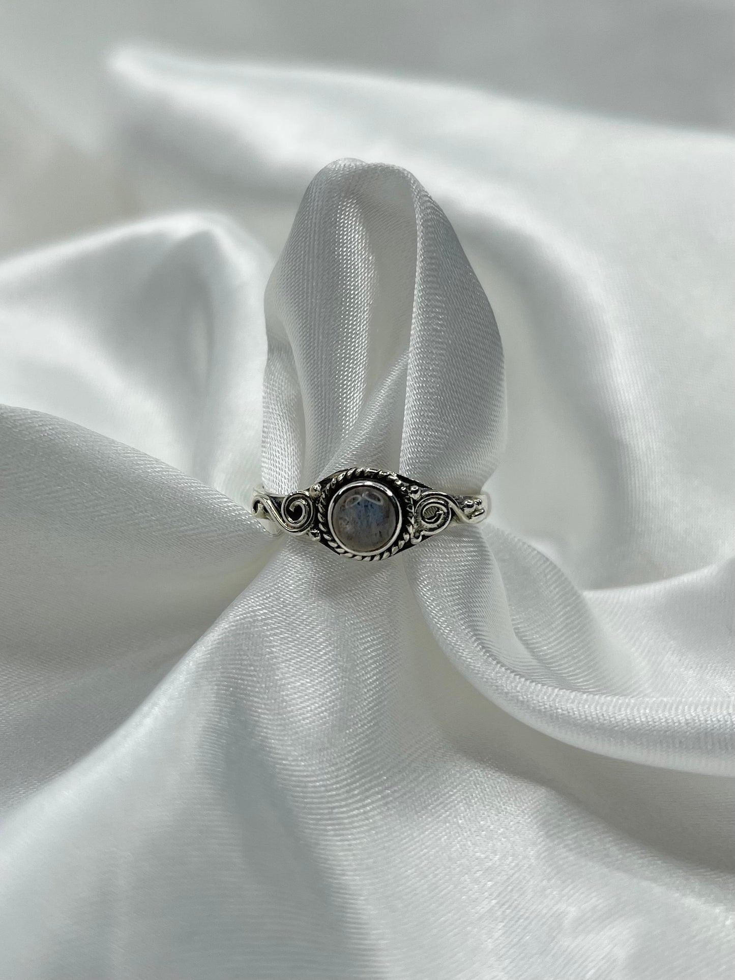 One Stone Mini Ring