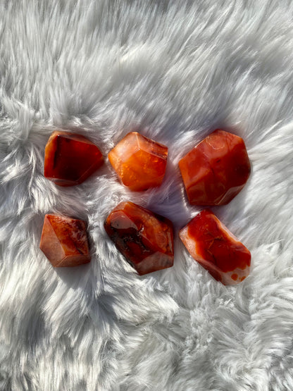 Carnelian Free Forms